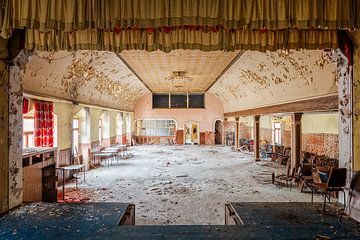 Salle de bal abandonnée sur Gentleman of Decay