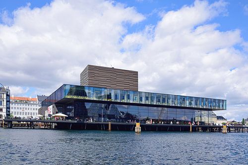 Reflecties in het koninklijk theater