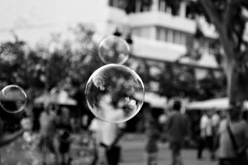 Bubbel bel by Marije van der Vies