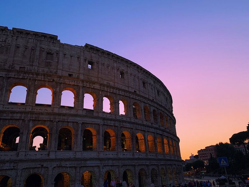 Colosseum by Hello Pompoyo