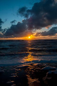 Zonsondergang boven de Noordzee.  van Frank Van der Werff