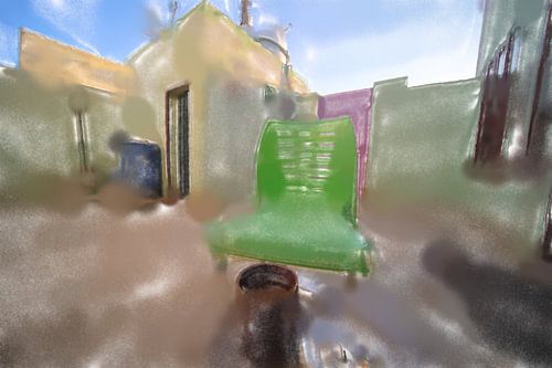 Kunststof stoel in de tuin