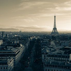 Paris-Skyline im Sepia von Martijn Joosse