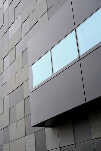 façade moderne d'un immeuble de bureaux