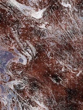 Königlicher Marmor als Abstrakte Kunst auf Braun von Mad Dog Art