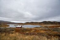 Ferienhaus an einem kleinen See in Norwegen von Mickéle Godderis Miniaturansicht