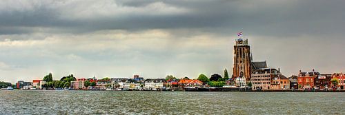 Zicht op de Grote Kerk van Dordrecht van Sonia Alhambra Mosquera