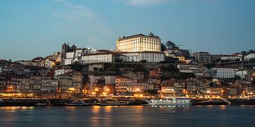 Porto bij nacht van Stefan Havadi-Nagy