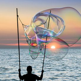 Bubble blower at sunset