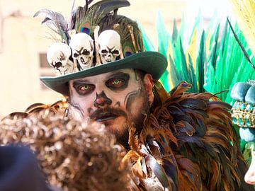 Carnaval op Malta, man met groene ogen