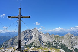 Croix sommitale du mont Hochzinödl sur Tomherkules