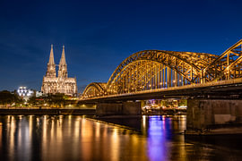 Kölner Symphonie in Blau und Gold