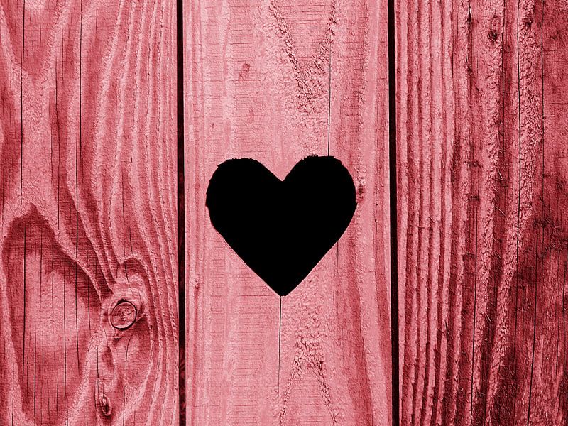 I wood yours... (Heart in old-pink wood) by Caroline Lichthart