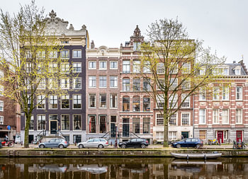 Oudezijds Voorburgwal