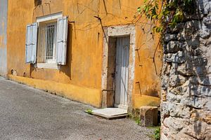 Façade jaune française