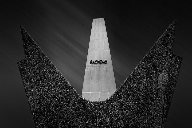War Memorial @ Rotterdam by Rob Boon