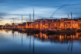 Leiden canalhouses blue hour by Dick van Duijn