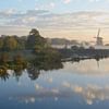 Hollande: Moulin Westbroek de 'Oud Zuilen' (Hollande) dans la brume matinale en automne sur Michel Geluk