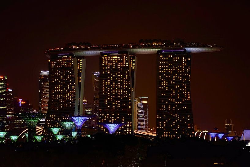 Marina Bay Sands by night by Frank's Awesome Travels