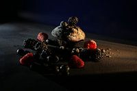 Brownie with red fruit