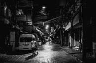 Straat in Bangkok in zwart-wit van Bart van Lier thumbnail