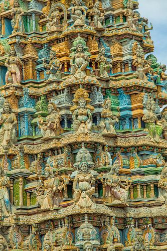 Detailopname van een hindoeïstische tempel in Trincomalee, Sri Lanka