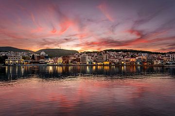 Zonsondergang op Mytilini in Lesbos (0204) van Reezyard