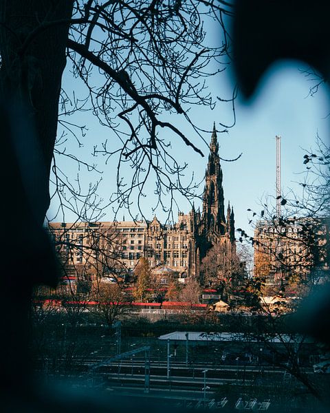 Edinburgh by Hello Pompoyo