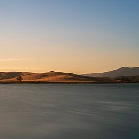 Vue du lac au coucher du soleil sur Robert de Boer