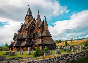 De Staafkerk van Heddal (Noorwegen) van Gé Klein Wolterink