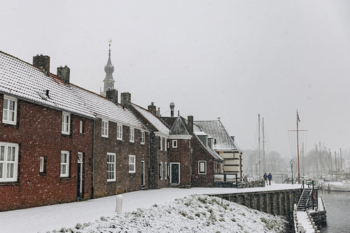 Haventje Veere in de sneeuw