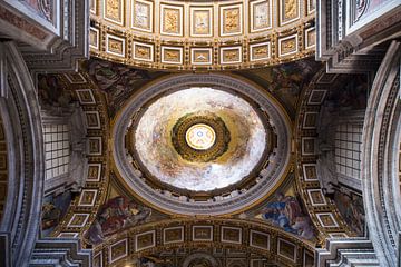 Das Dach von St. Peter's im Staat der Vatikanstadt von Sander de Jong