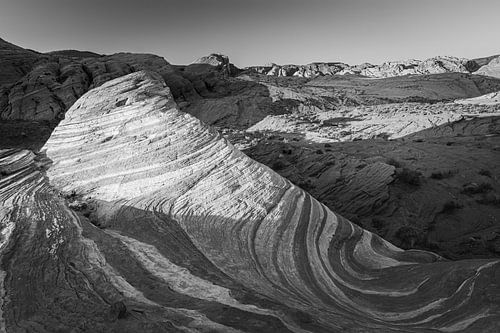 The Fire Wave in black and white