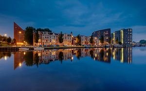 Groningen Oosterhaven in het blauwe uur van Koos de Wit
