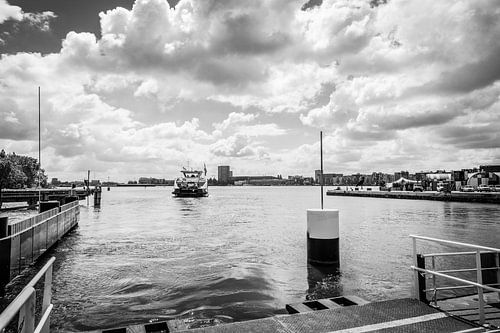 Die Fähre, Amsterdam von Saskia Bakker