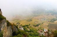 Uitzicht over San Marino von Charissa Oudejans Miniaturansicht