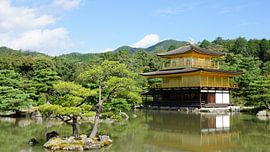 Gouden tempel in Kyoto in Japan van Aagje de Jong