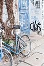 Vélo bleu de Berlin par Lisenka l' Ami Fotografie Aperçu