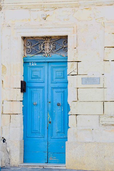 Porte bleue sur Malte par Myrthe Visser-Wind