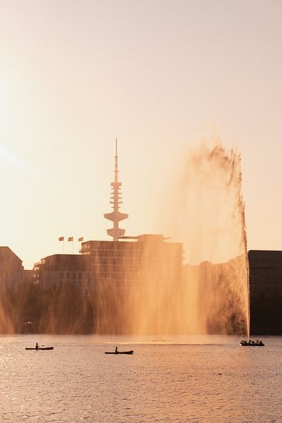 Hamburg by Hello Pompoyo