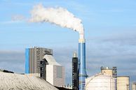 Centrale électrique avec une cheminée fumante par Sjoerd van der Wal Photographie Aperçu
