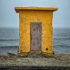 Yellow shed by Remco van Adrichem