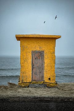 Yellow shed von Remco van Adrichem