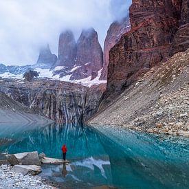 Torres del Paine at sunrise by Gunter Nuyts