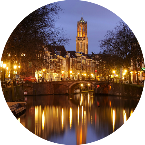 Zicht op Zandbrug en Oudegracht in Utrecht vanaf de Bemuurde Weerd van Donker Utrecht