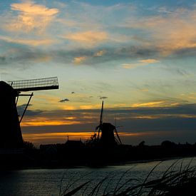 Dusk @ Kinderdijk von TenZ .NL