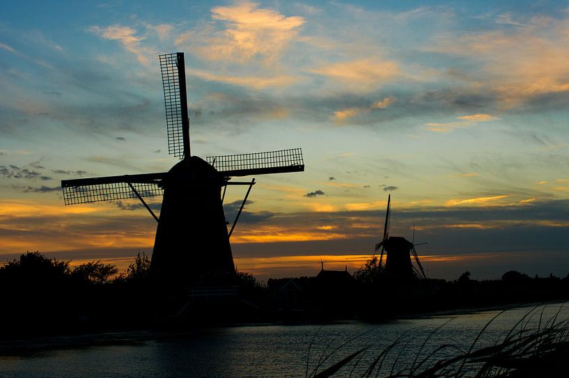 Dusk @ Kinderdijk van TenZ .NL