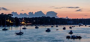 Zonsondergang boven de Odet en de haven van Bénodet van Stephan Neven