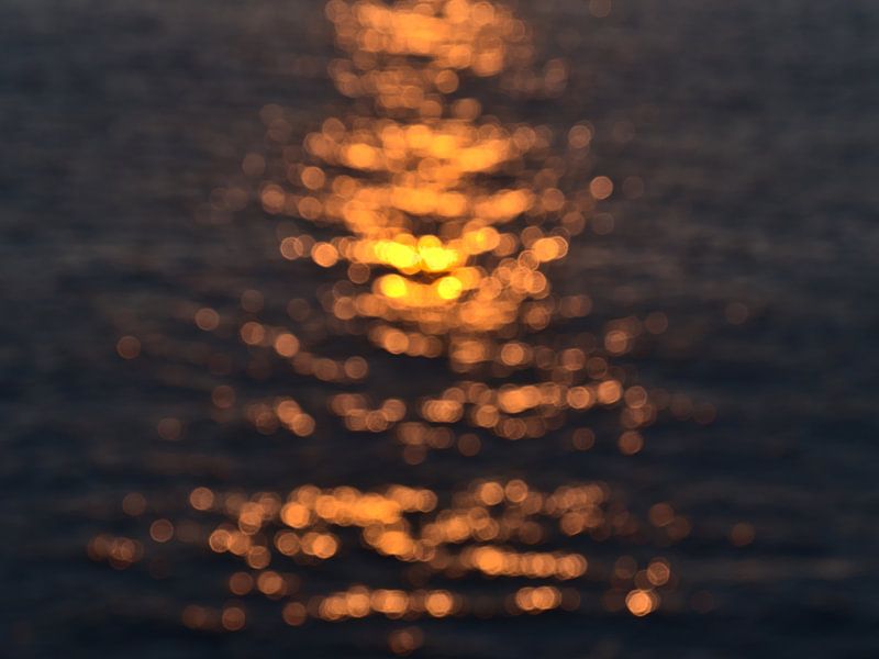 Sparkling water, Gran Canaria by Timon Schneider