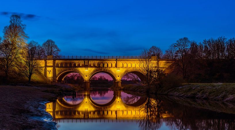 Die 3 Bogenbrücke über der Stever von T.B.- Foto